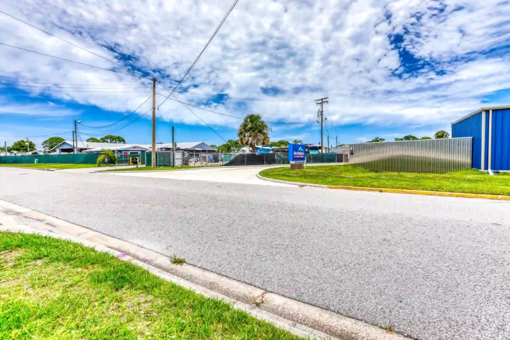 2L3A0110_22 Mechanic Workshop For Rent Palm Bay, Brevard, Florida