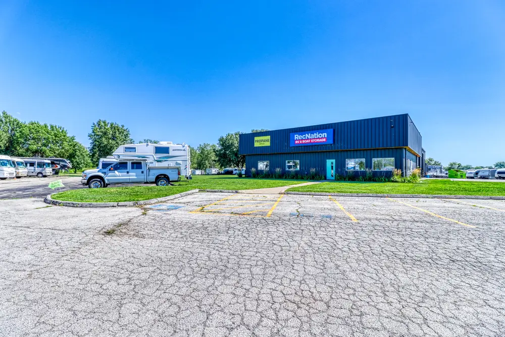 Warehouse for rent Lenexa, Kansas City, Kansas