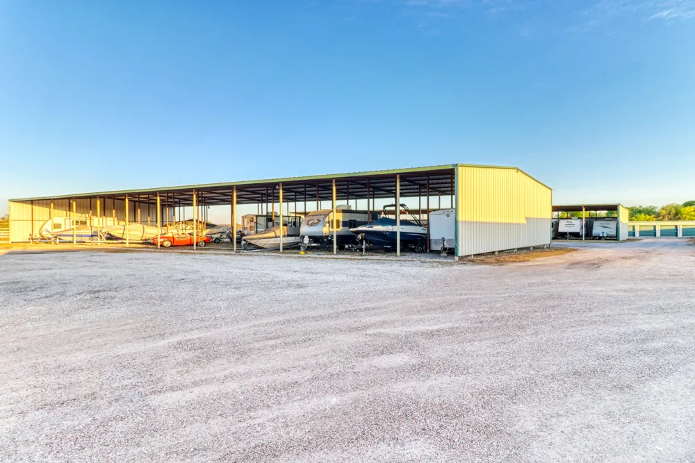 Truck Parking Cresson, Texas