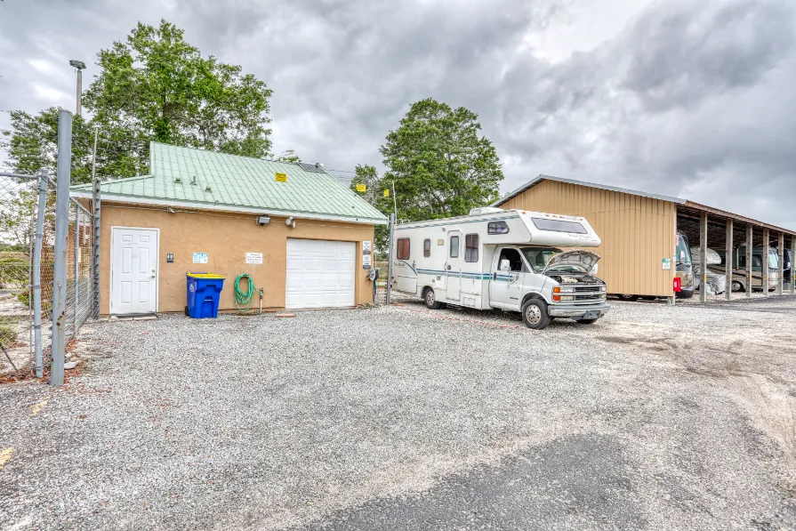 Warehouse Space in Edgewater, Florida