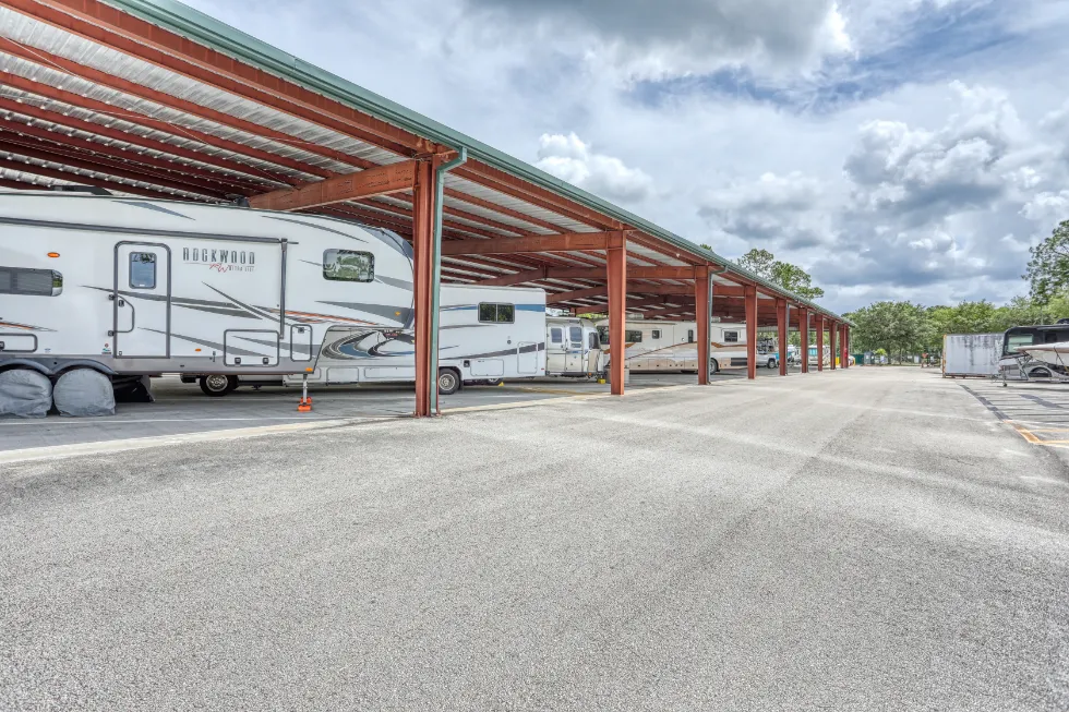 Warehouse Space in Deland, Florida