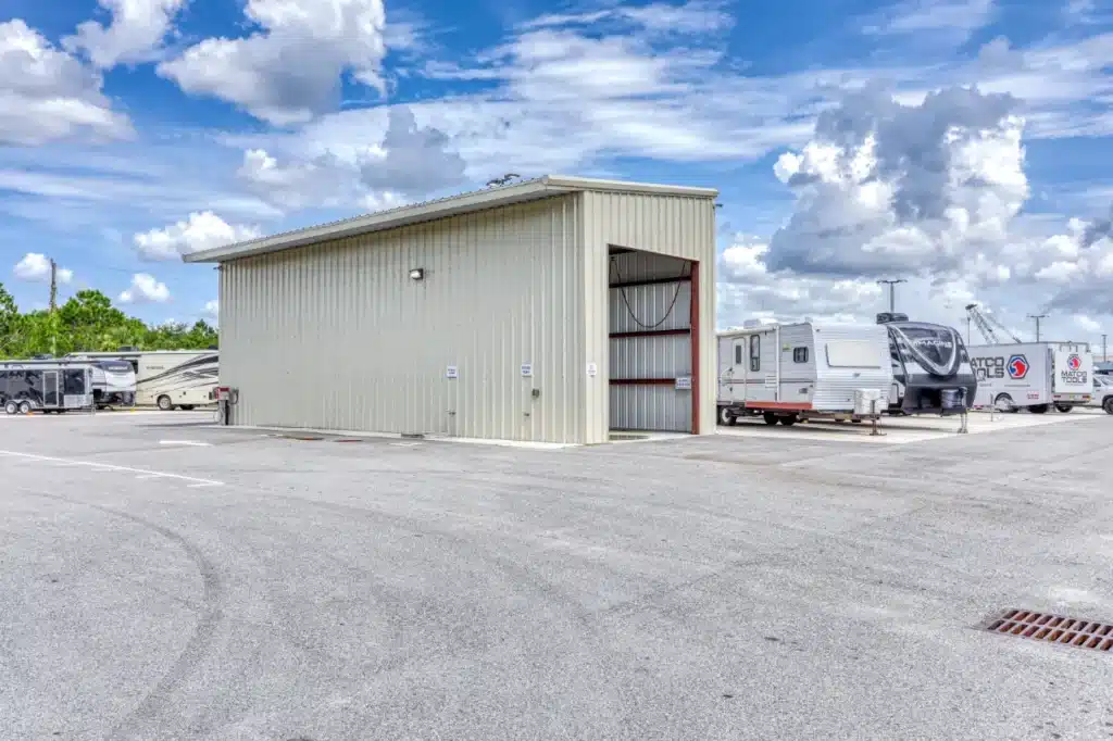 2L3A0100_20 Mechanic Workshop For Rent Fort Myers, Lee, Florida