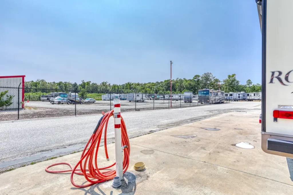 2L3A0105_21 Mechanic Workshop For Rent Loris, Horry, South Carolina